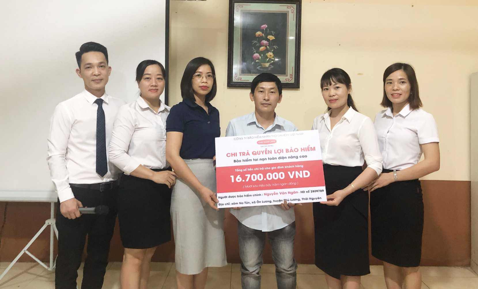 Dai-ichi Life chi trả 16,7 triệu đồng cho khách hàng bị cụt 1,5 đốt ngón tay do tai nạn tại Thái Nguyên